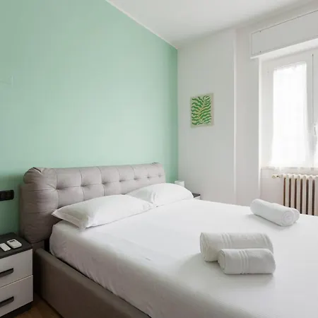 Corso Lodi Modern With Balcony * Milaan